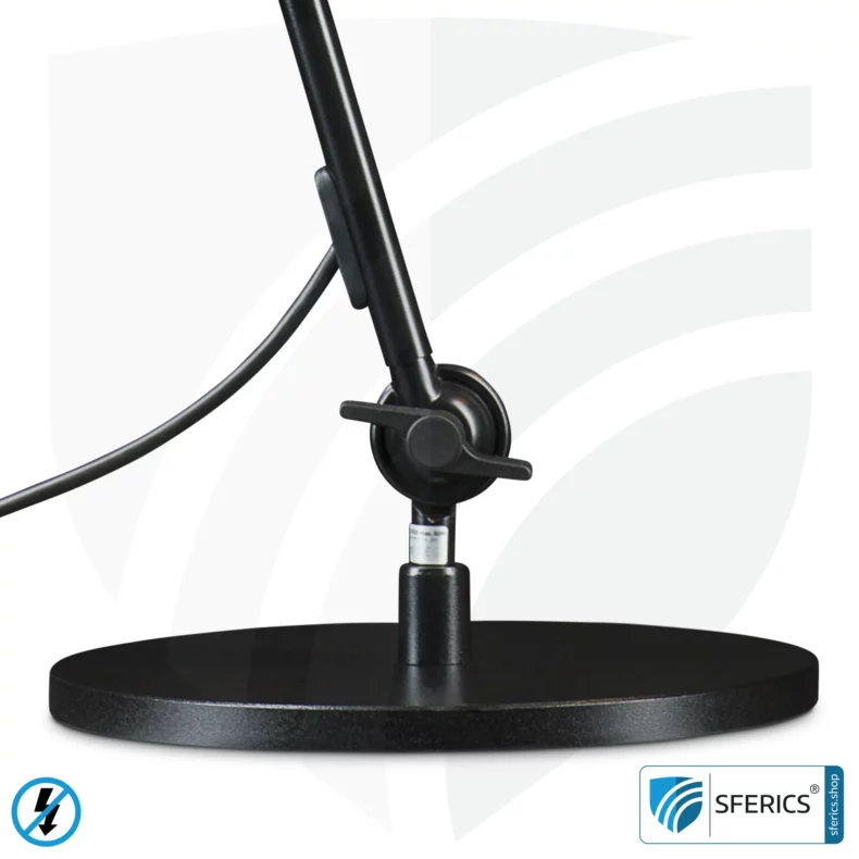 Shielded lamp in the design BLACK | desk lamp for the bright workplace or as an ingenious work lamp | E27 socket. Table stand.